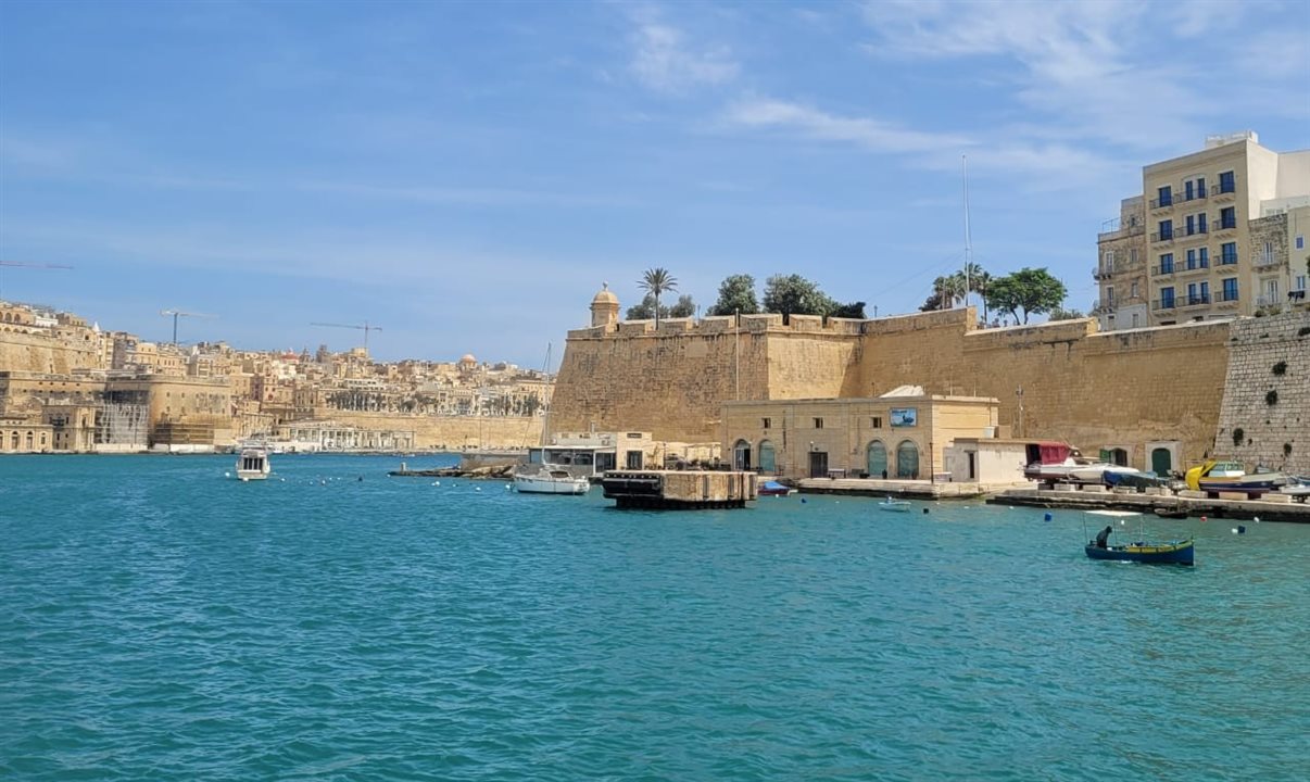 Malta tornou-se, na última década, um exemplo de como destinos podem conciliar crescimento turístico robusto com qualidade, sustentabilidade e criação de valor