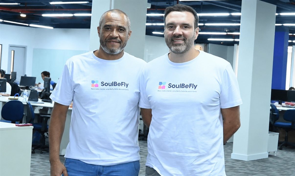 Emerson Cardoso, diretor de Vendas e Expansão, e Fernando Lermi, diretor de Atendimento e Experiência dos Agentes de Viagens da Flytour Consolidadora