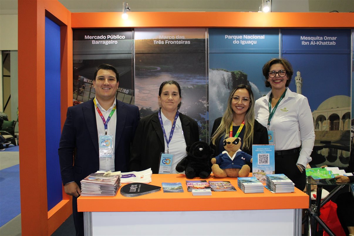Gabriela Crippa, do Tranquilandia Village, Rayssa Dourado, do Hotel Jangadas, Renata Kelly, da Rota das Falésias, Mara Tavares, da Planeta Tur, e Léssia Cabral, do Vila Galé