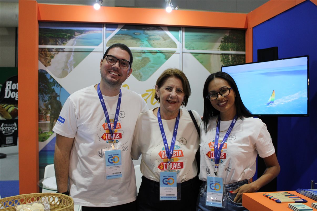 Gabriela Crippa, do Tranquilandia Village, Rayssa Dourado, do Hotel Jangadas, Renata Kelly, da Rota das Falésias, Mara Tavares, da Planeta Tur, e Léssia Cabral, do Vila Galé