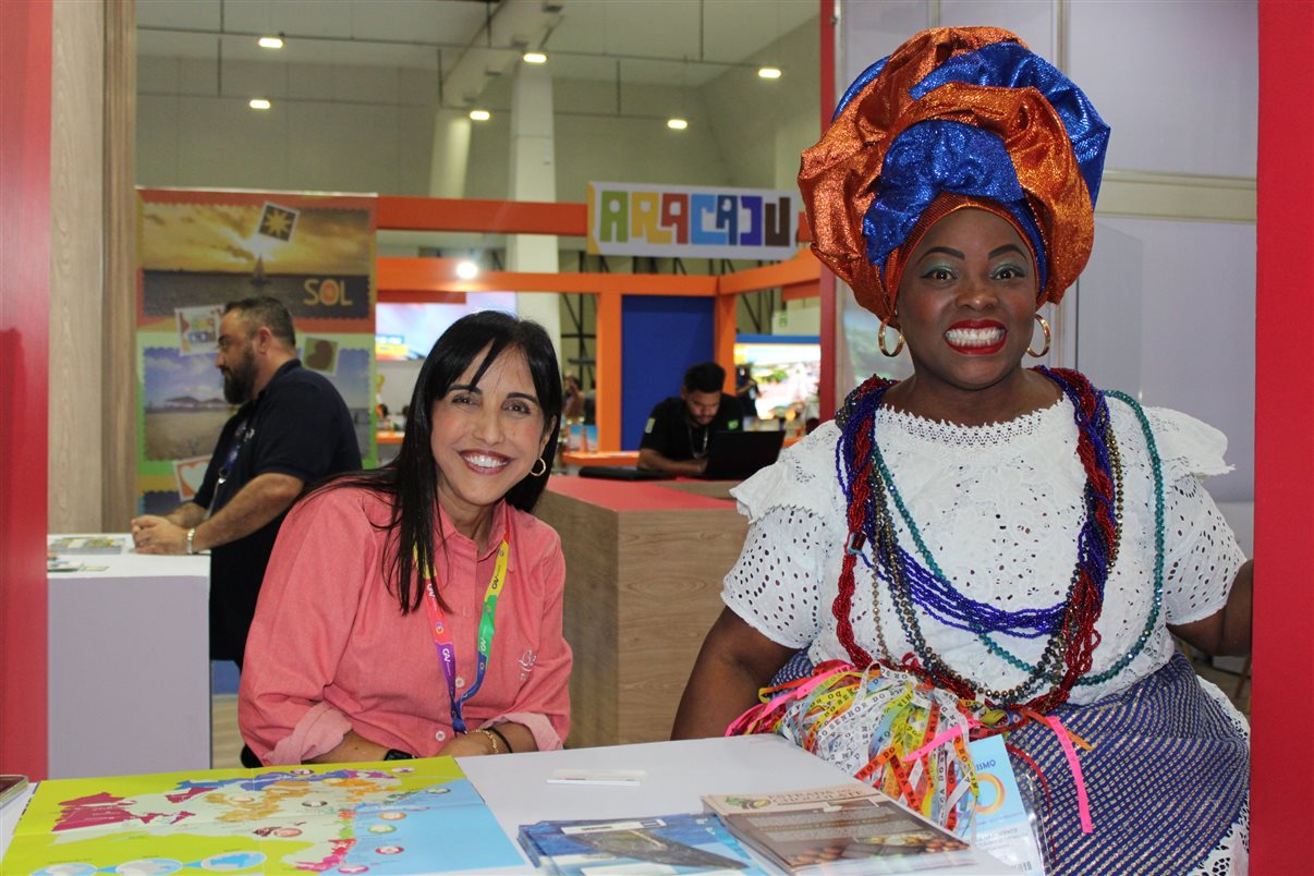 Gabriela Crippa, do Tranquilandia Village, Rayssa Dourado, do Hotel Jangadas, Renata Kelly, da Rota das Falésias, Mara Tavares, da Planeta Tur, e Léssia Cabral, do Vila Galé