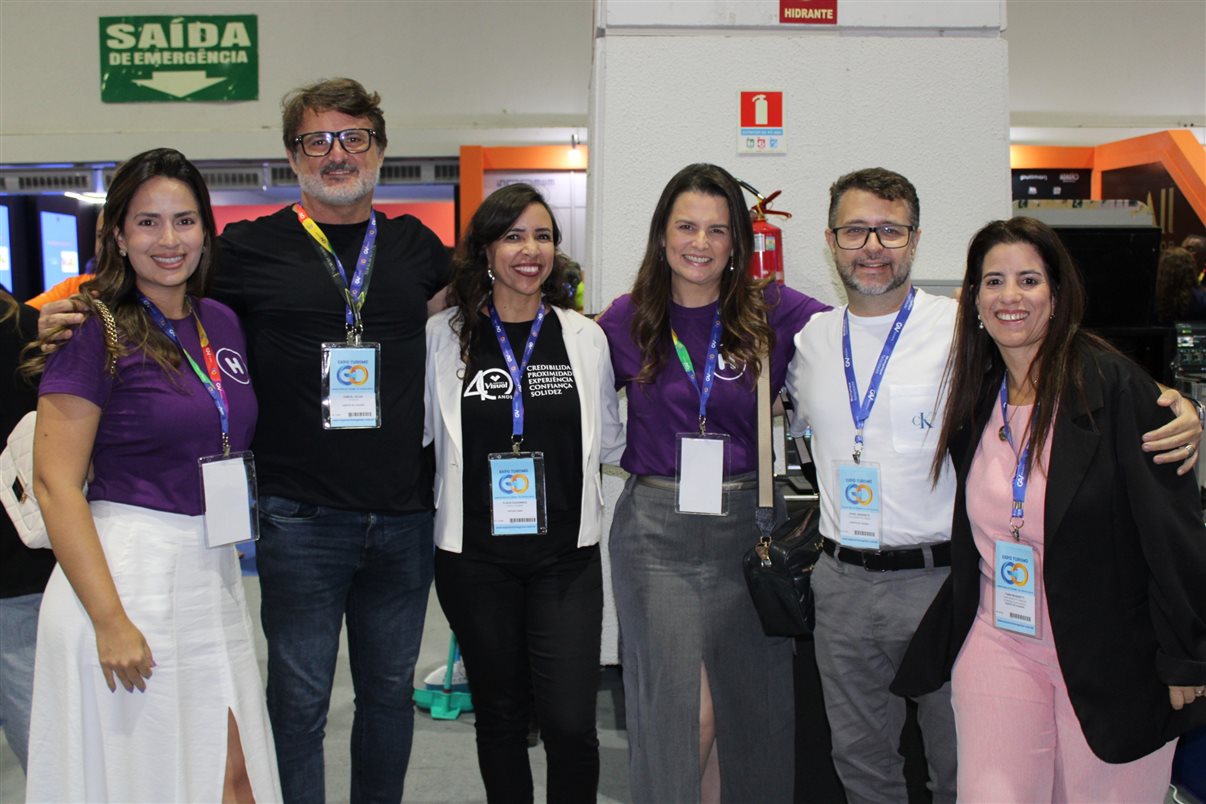Tay, da Flytour, Filipe Rodrigues, da Flytour, Jordane Araújo, da Reservia, Nelson Dominicis, da Reservia, Giselly Moura, da BeFly, e Keliane, da Reservia