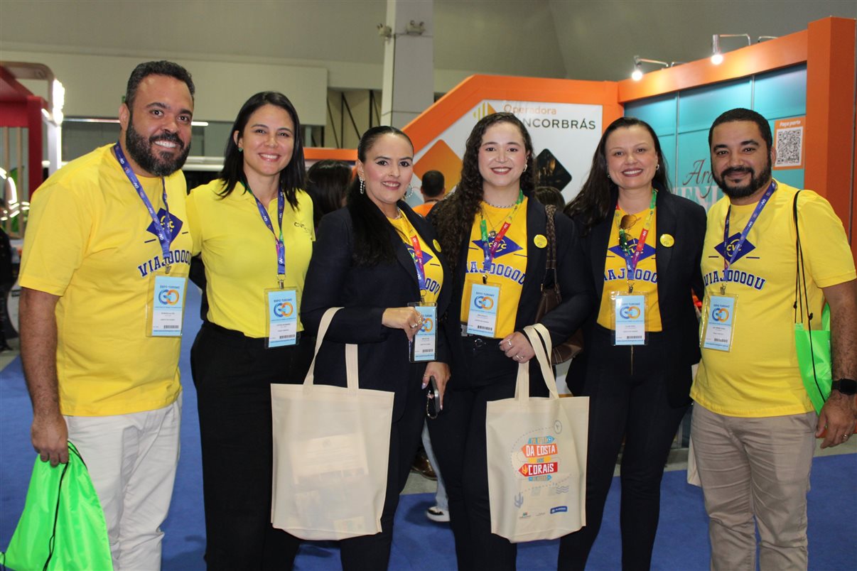 Tay, da Flytour, Filipe Rodrigues, da Flytour, Jordane Araújo, da Reservia, Nelson Dominicis, da Reservia, Giselly Moura, da BeFly, e Keliane, da Reservia