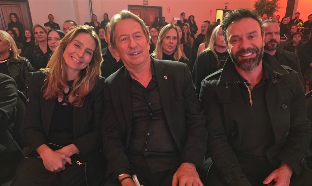 Rachelle Montelano, vice-presidente de Marketing para a Am. Latina, Janyck Daudet, CEO do Club Med para a América Latina, e Rodolfo Vieira, diretor de Operações