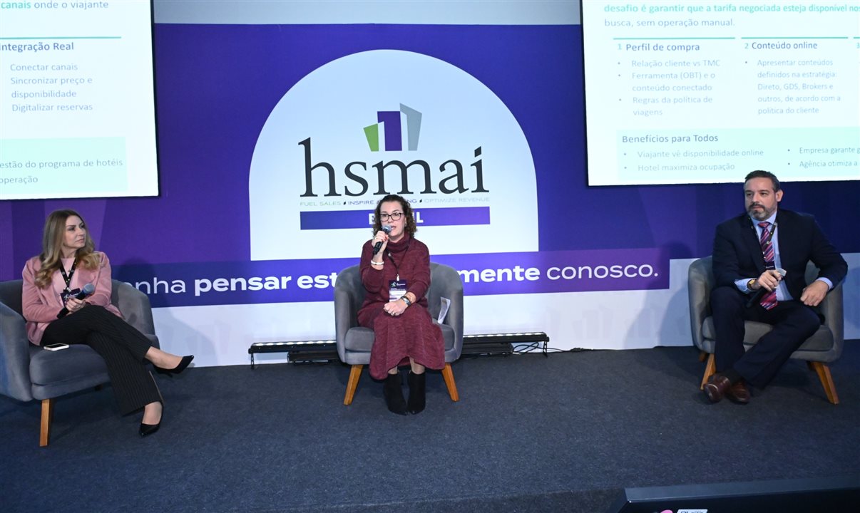 Juliana Patti, Patricia Thomas e Gustavo Santana em painel no HSMAI Sales Acceleration Meeting