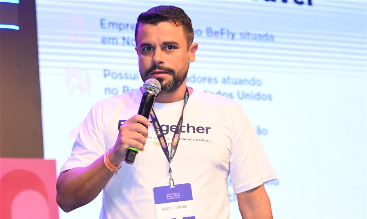 Victor Oliveira atuava como gerente executivo comercial da Flytour para os Estados de Rio de Janeiro, Espírito Santo e Minas Gerais