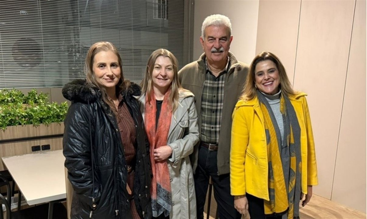 Andrea Sessim, Renata Cosendei, Walter Teixeira e Hannelore Hafemann