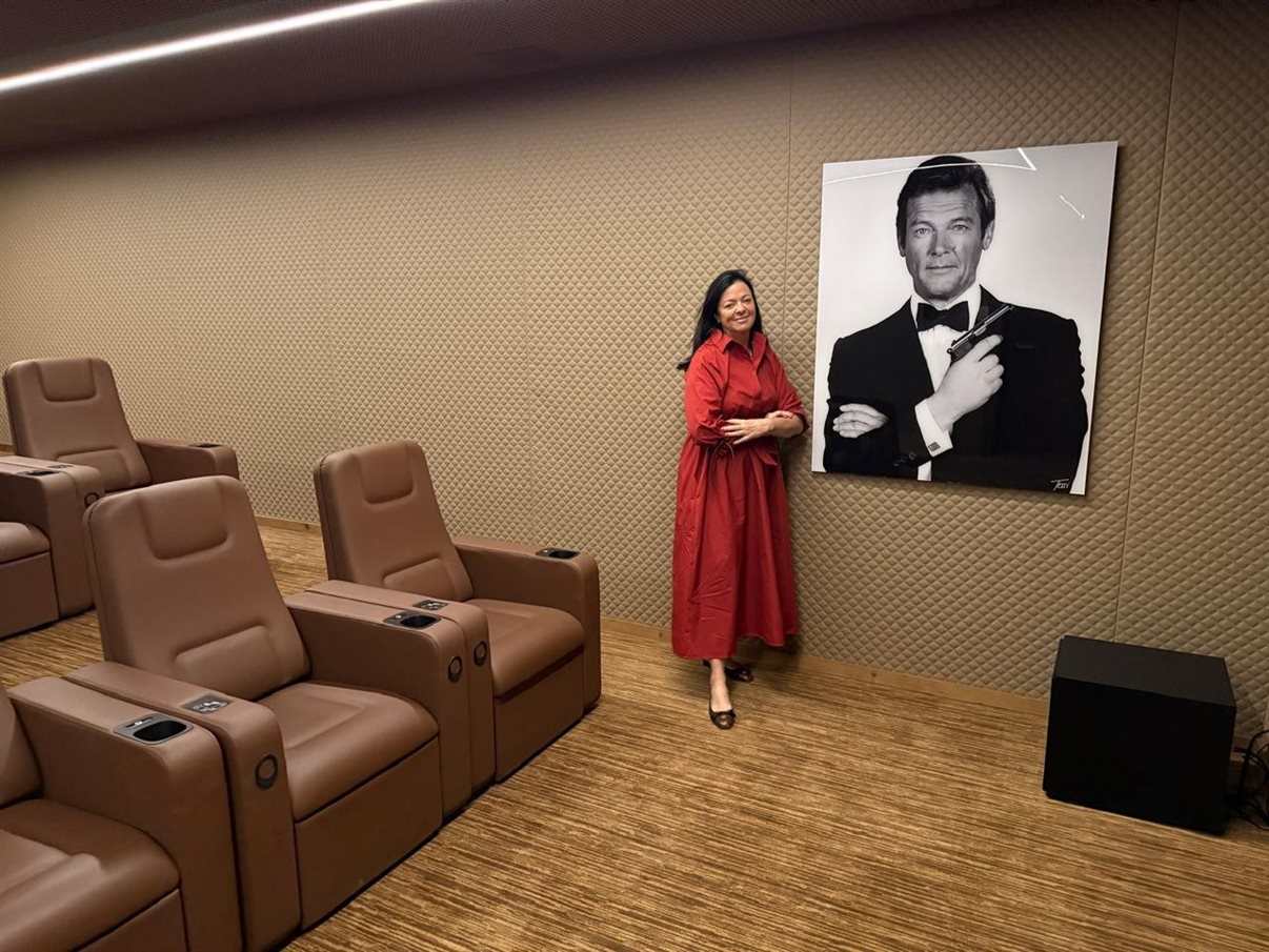 Guarda Golf Hotel & Residences tem o cinema Roger Moore, que foi amigo e hóspede de Nati Felli