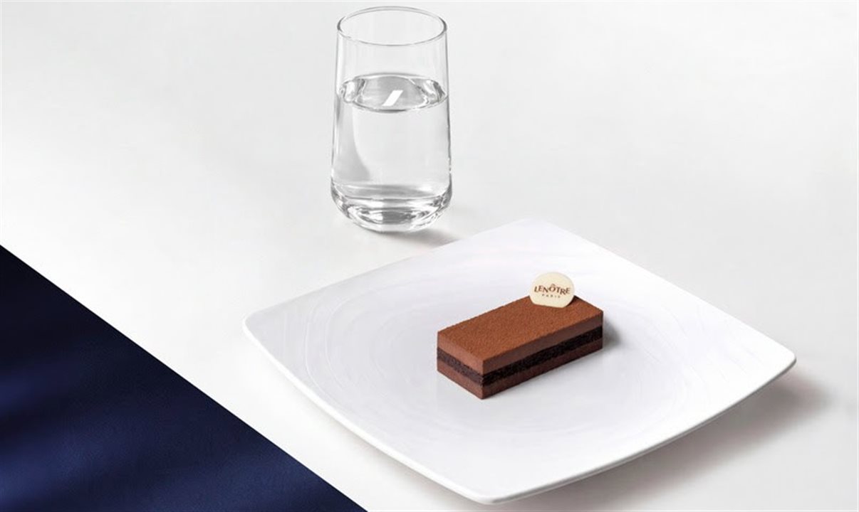 Fatia de chocolate e avelã da Lenôtre