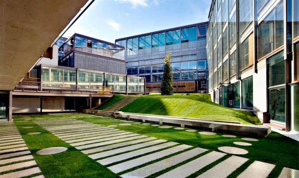 A companhia aérea dá continuidade à sua iniciativa cultural e de experiência agora com o Espaço Iberia instalado no Colégio Oficial de Arquitetos de Madri (COAM)
