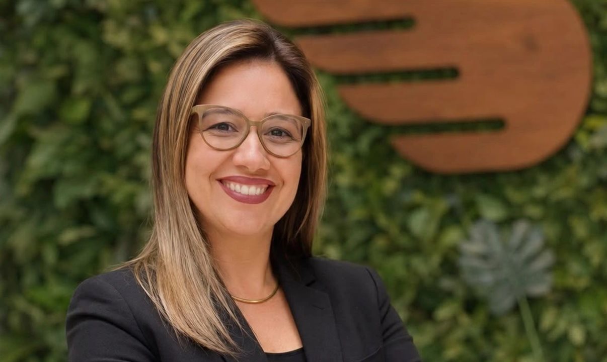 Karla Santos atuava como gerente comercial da Flytour em Pernambuco