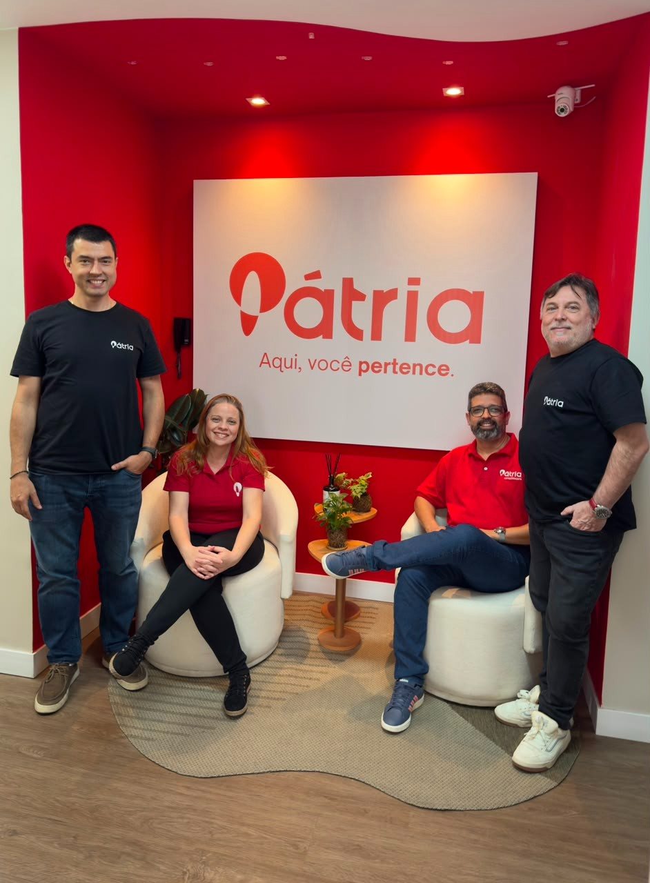 Luciana Braga e Wesley Andrade, mais duas novidades do time, entre Daniel Toledo e André Dentzien