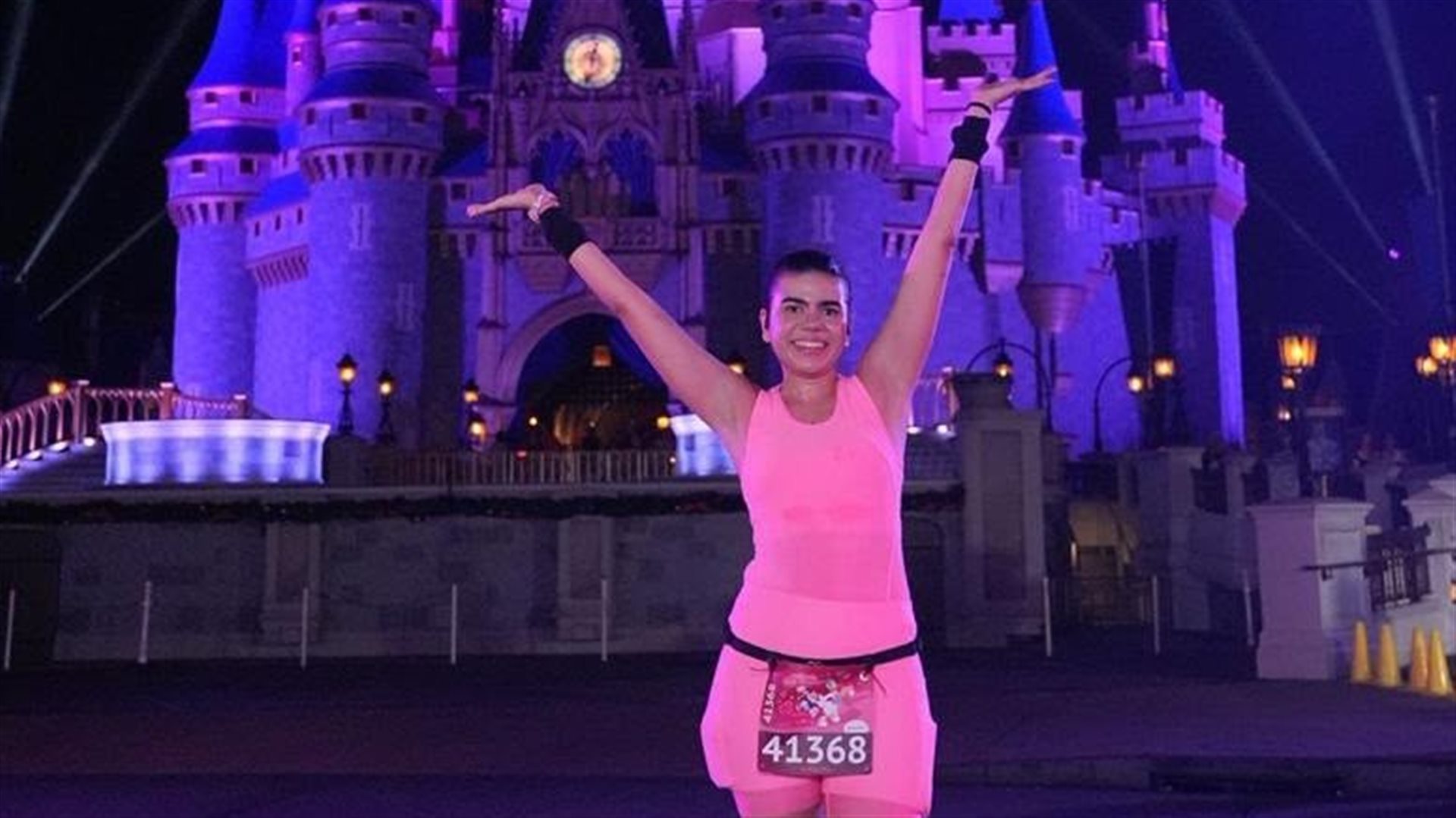 Carolina, filha de Reifer, j&aacute; correu meia-maratona da Disney