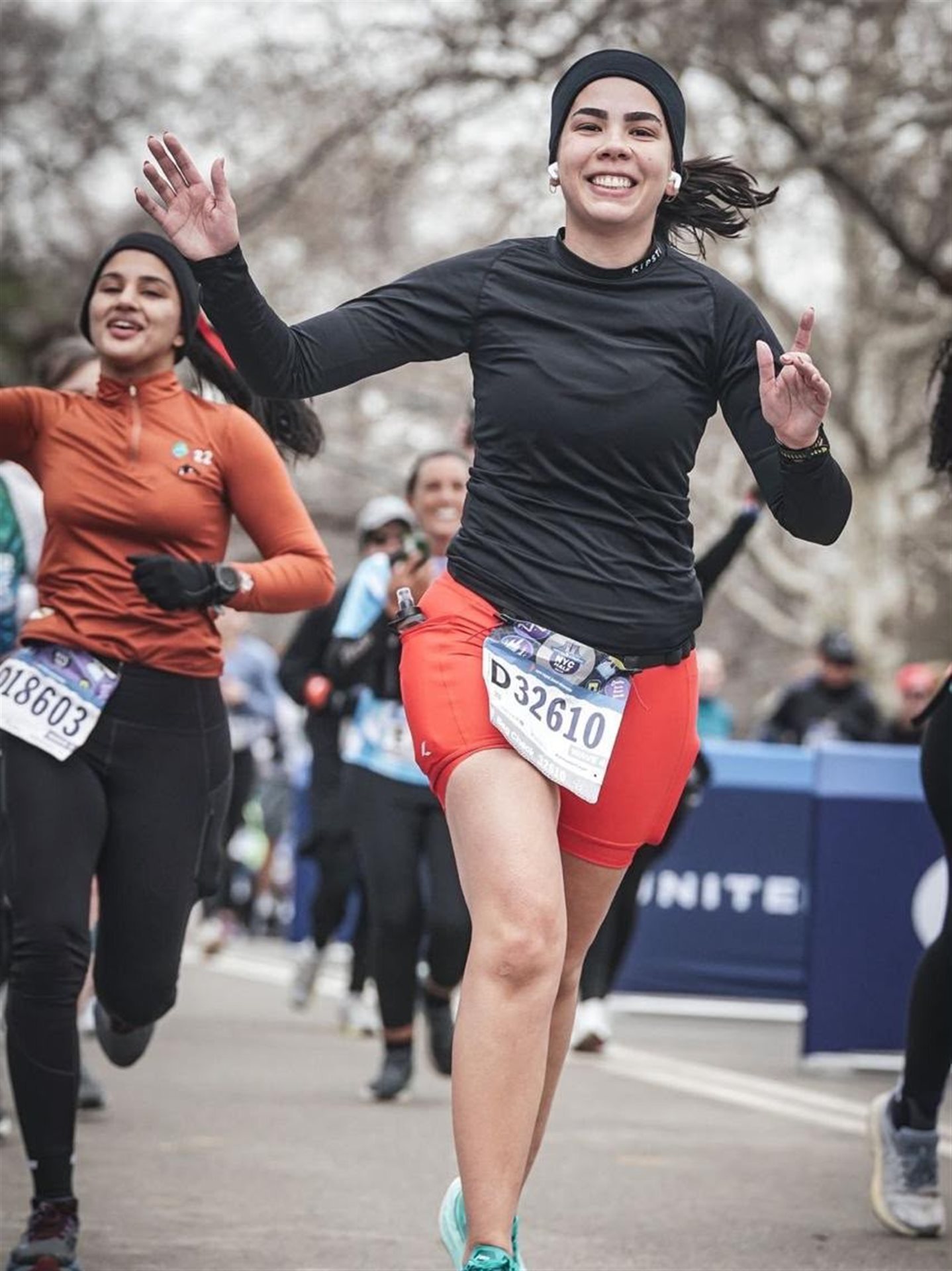 Isabella correndo na maratona