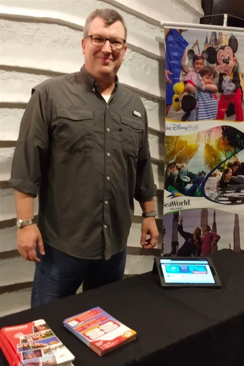 Luis Inacio Gomes faz parte do time da RCA Turismo há 18 anos e já atendia os mercados de Santa Catarina e Paraná
