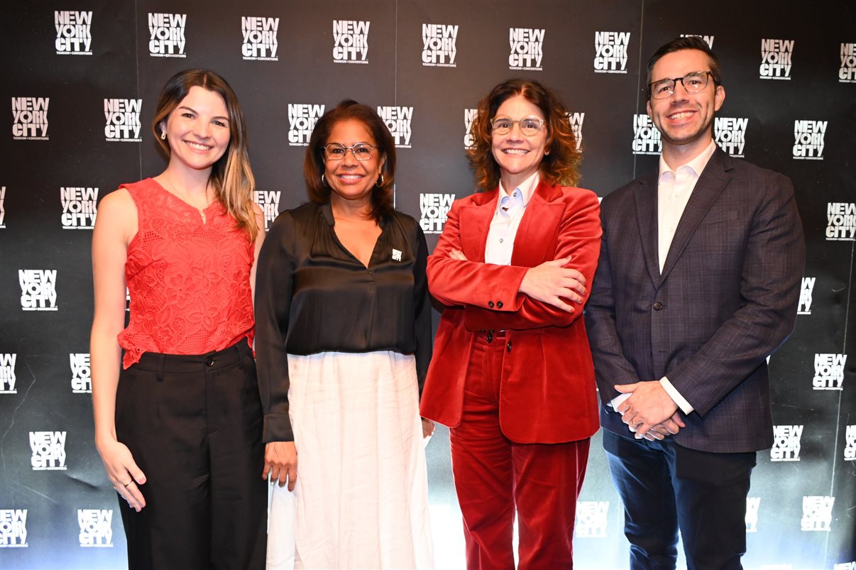 Emanuelle de Nadal, do Consulado dos EUA, Julie Coker, de Nova York, Danielle Roman, da Interamerican, e Michael Godley, novo cônsul comercial dos EUA em São Paulo