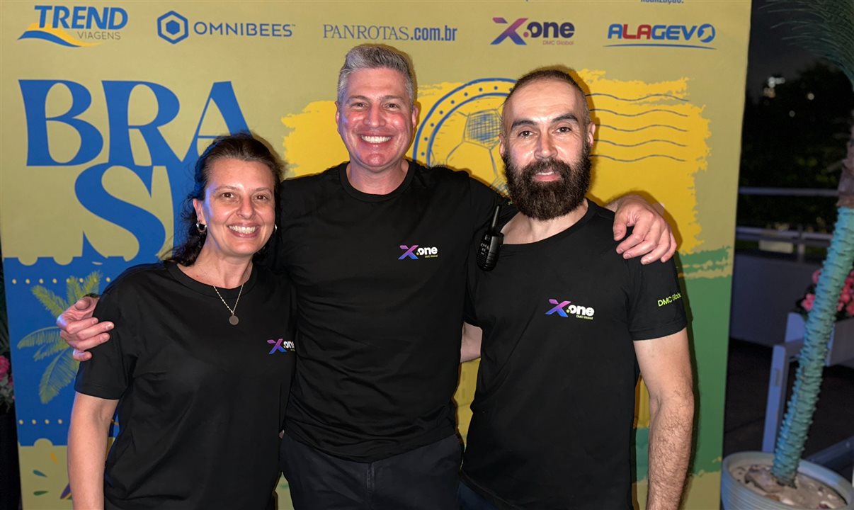 Leandro Pimenta com Rafaela Rodrigues e Henrique Levinson, equipe da X.One em Chicago