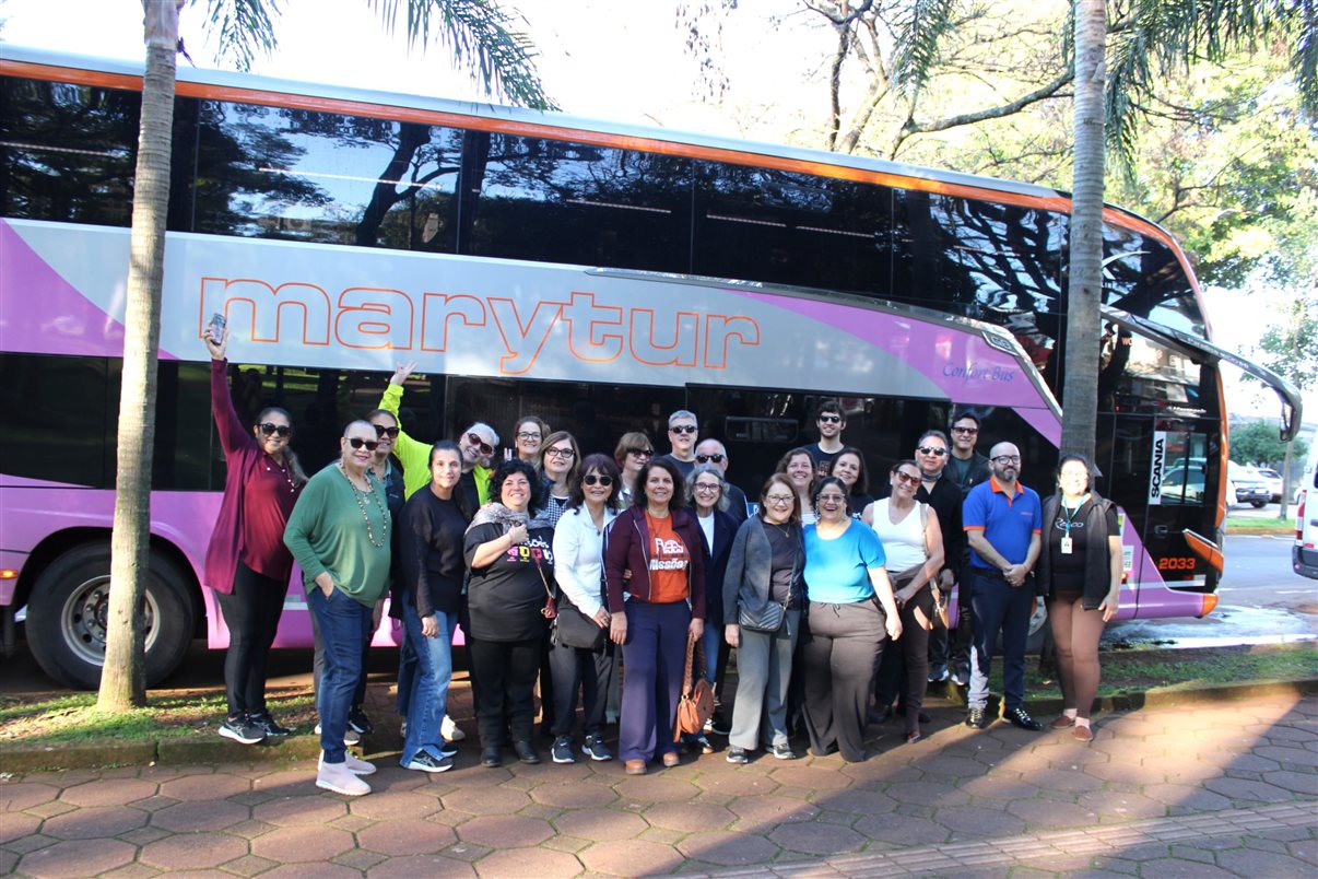 Marytur foi a empresa respons&aacute;vel pelo transporte ao longo do famtour