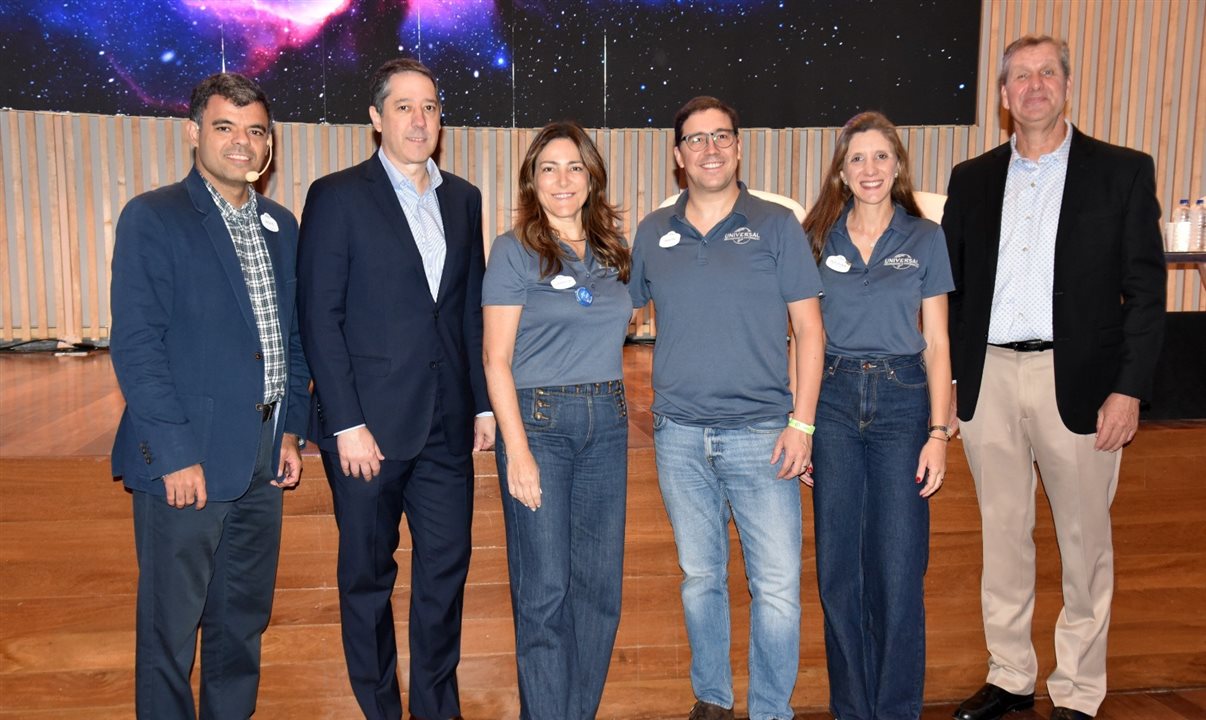 Renato Gonçalves, Marcos Barros, Gabriella Cavalheiro, Martim Diniz, Juliana Baraldi e Eric Marshall, da Universal