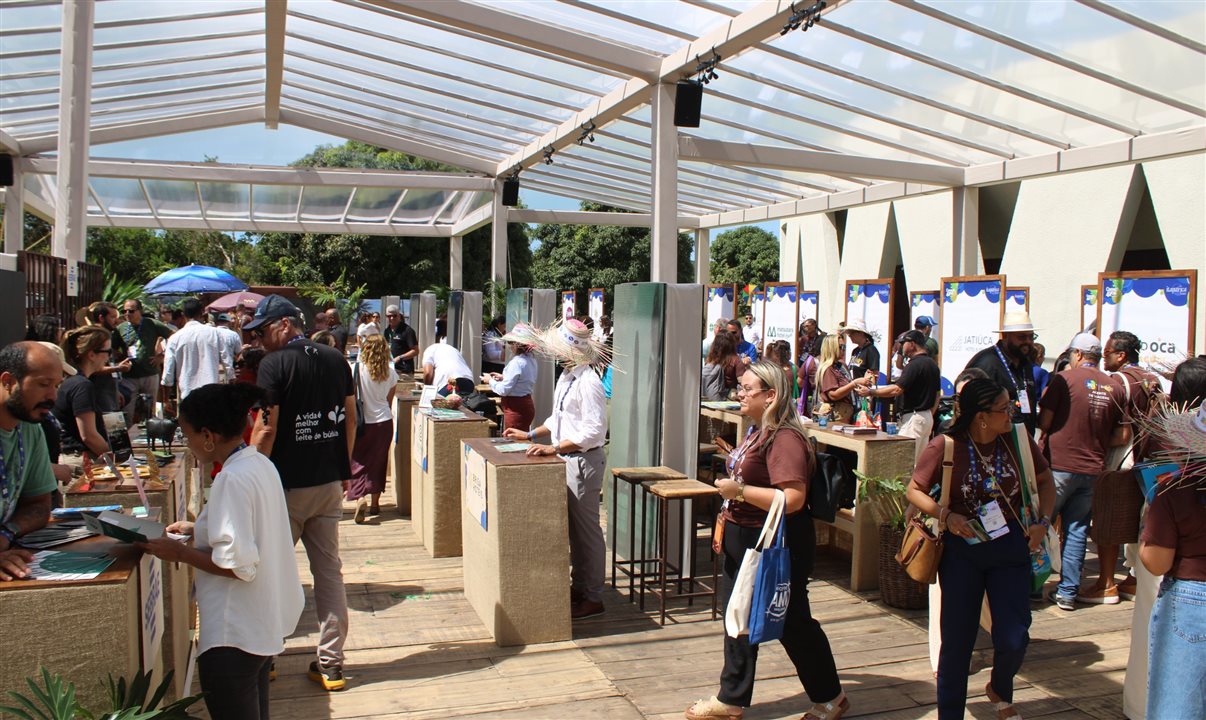 Networking entre agentes e fornecedores acontece no Teatro L'occitane, em Trancoso, durante o Connect4You, da Itaparica Tour