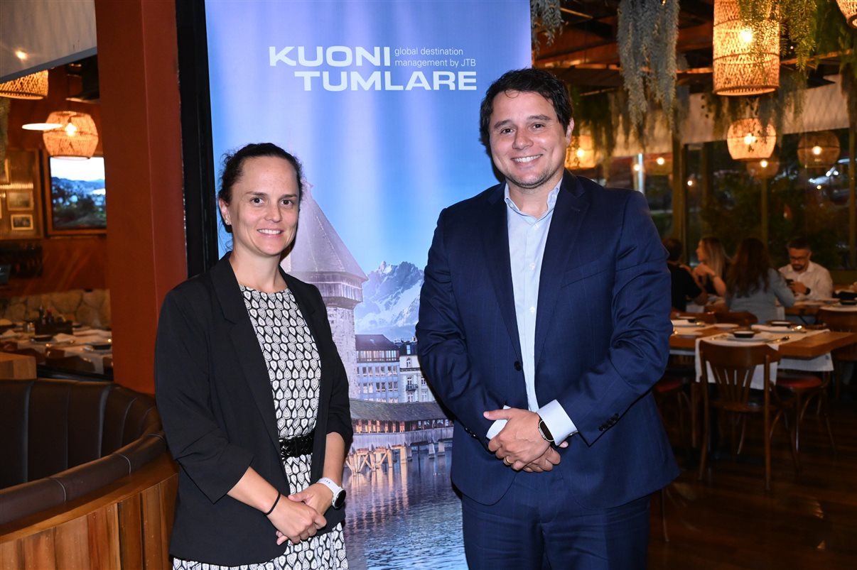 Manuela Casanova, do Turismo de Lucerna, e Leandro Placido, da Kuoni Tumlare