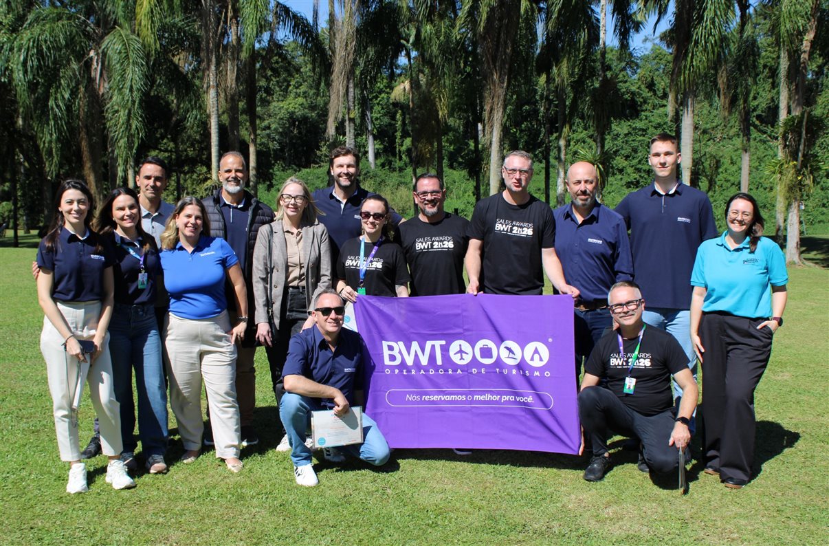 Equipe da BWT Operadora com os parceiros