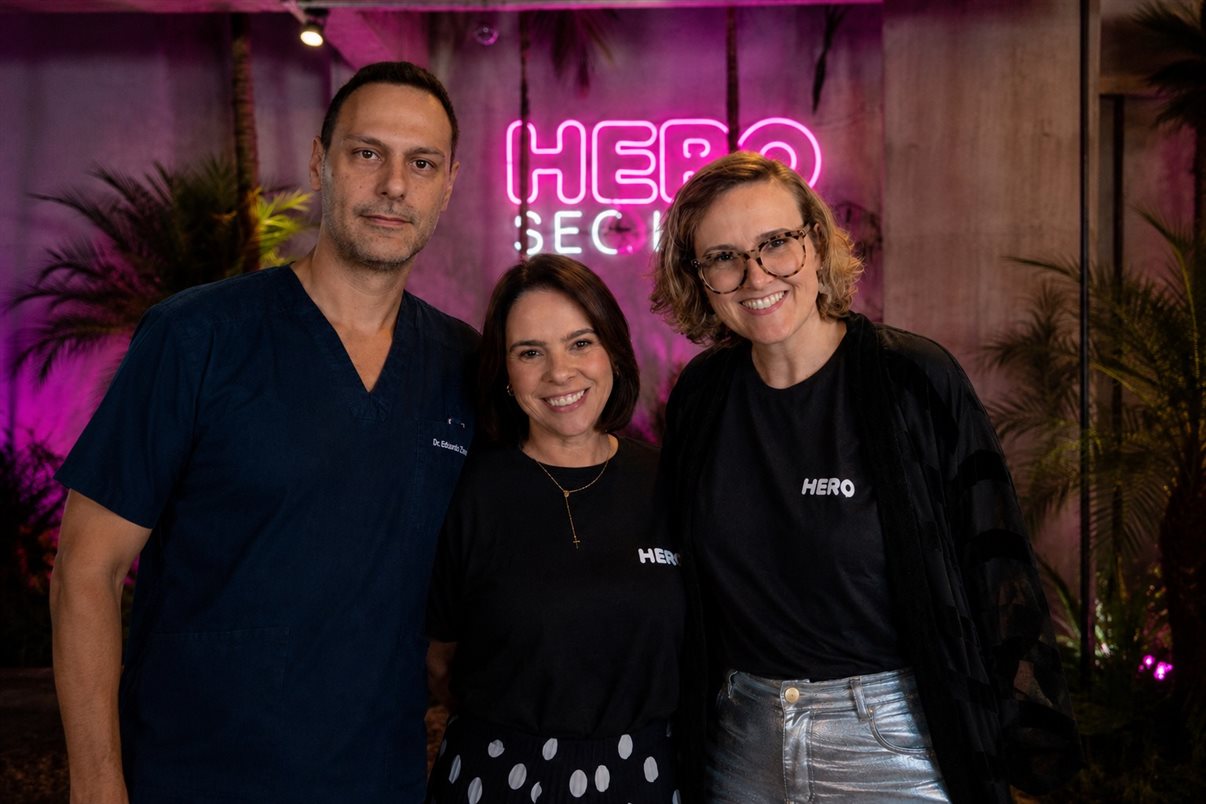 duardo Zincone (Diretor Médico), Luciana Volante (Diretora Seguro Viagem), Monise Tonoli (Diretora Experiência do Cliente)