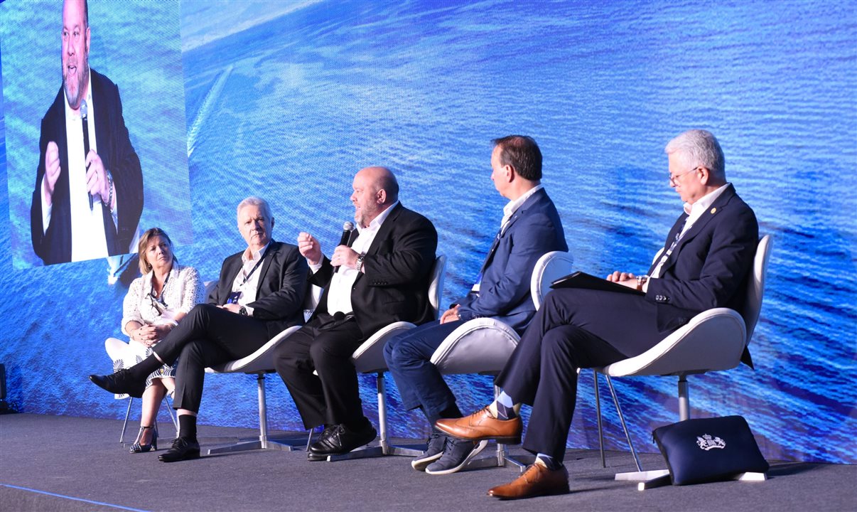 Painel com armadoras deu detalhes sobre a operação de cada uma delas e como cada uma enxerga o mercado brasileiro