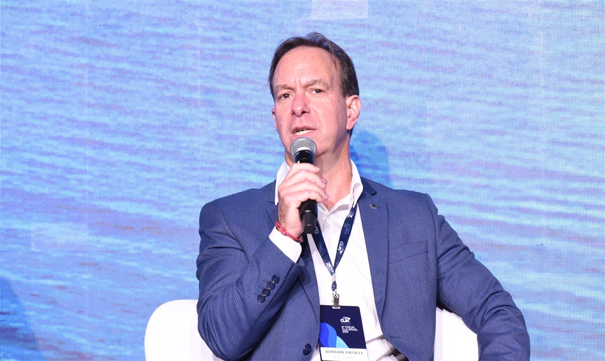 Adrian Ursilli representando a MSC Cruzeiros no evento da Clia Brasil