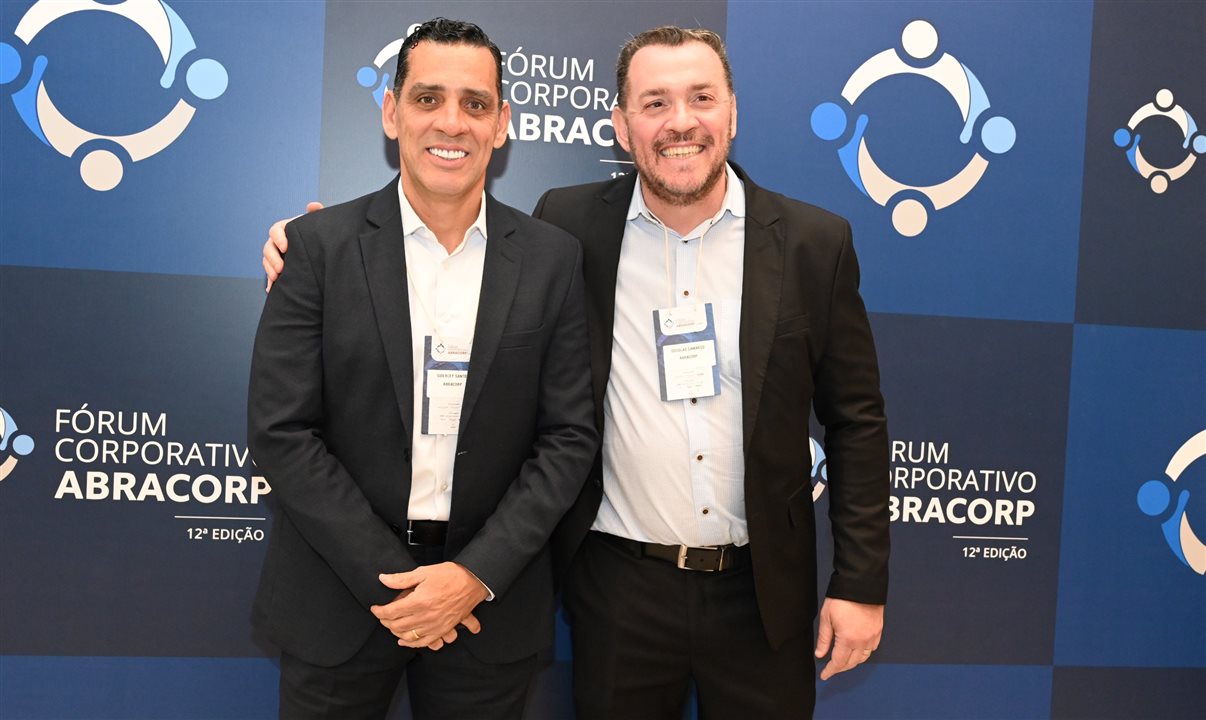 Siderley Santos, presidente do Conselho de Administração da Abracorp, e Douglas Camargo, diretor executivo 