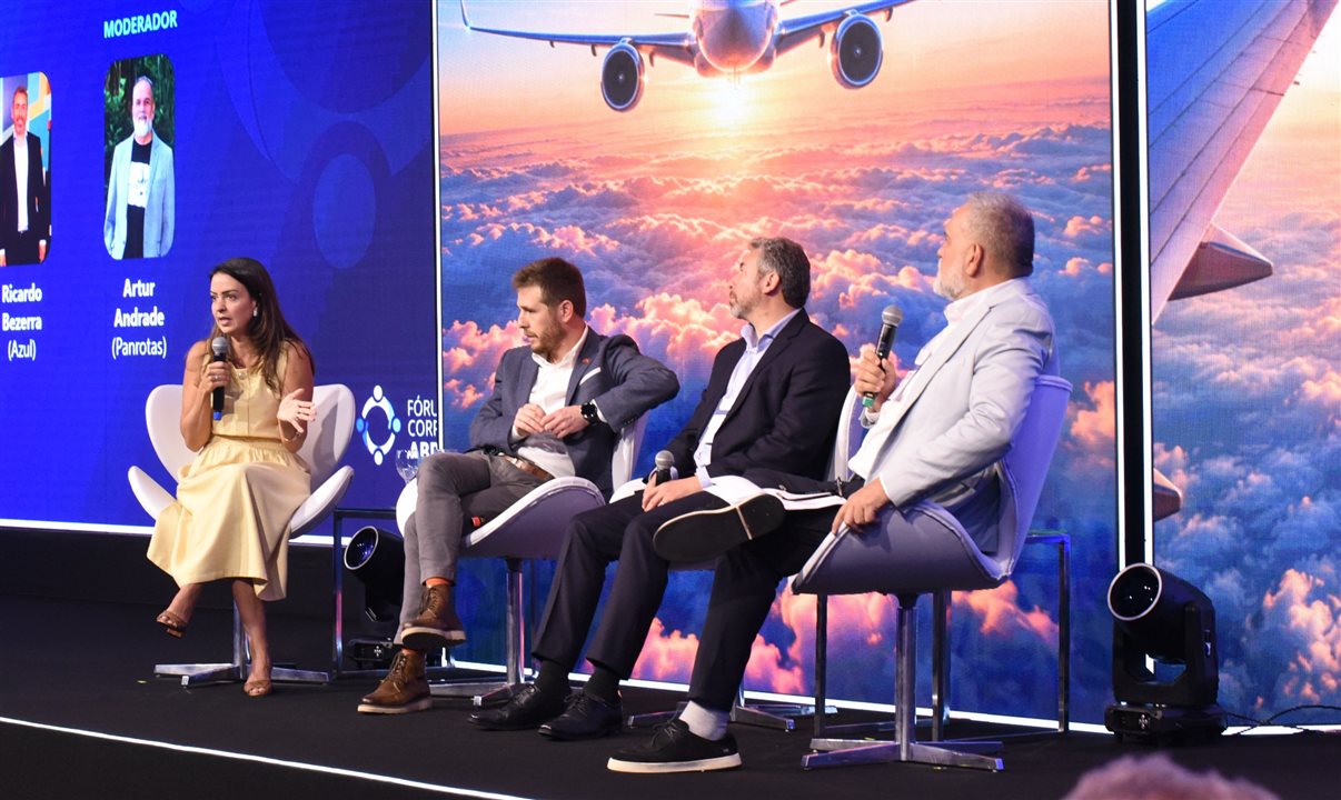 Painel no 12º Fórum Corporativo Abracorp trouxe lideranças da Latam, Gol e Azul