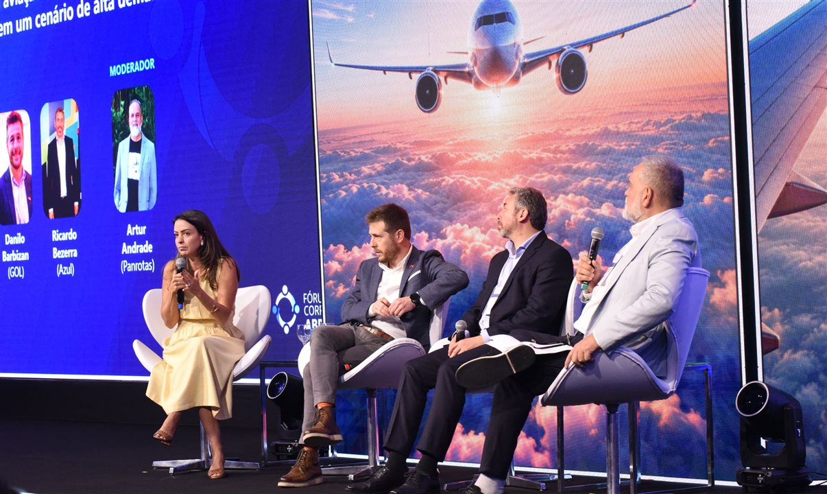 Fórum Corporativo Abracorp trouxe painel com lideranças das três companhias aéreas nacionais