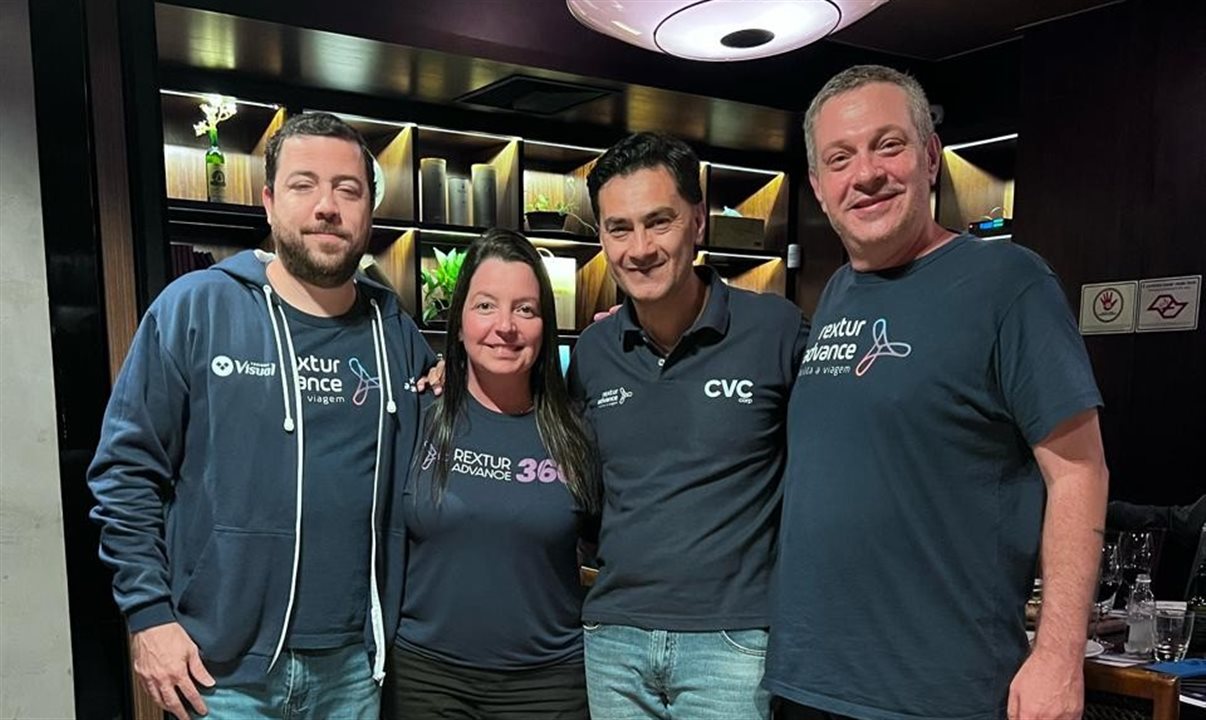 Marcelo Sacchitiello e os gerentes Leonardo Thereziano, Patrícia Fagundes e Fernando Brizotti