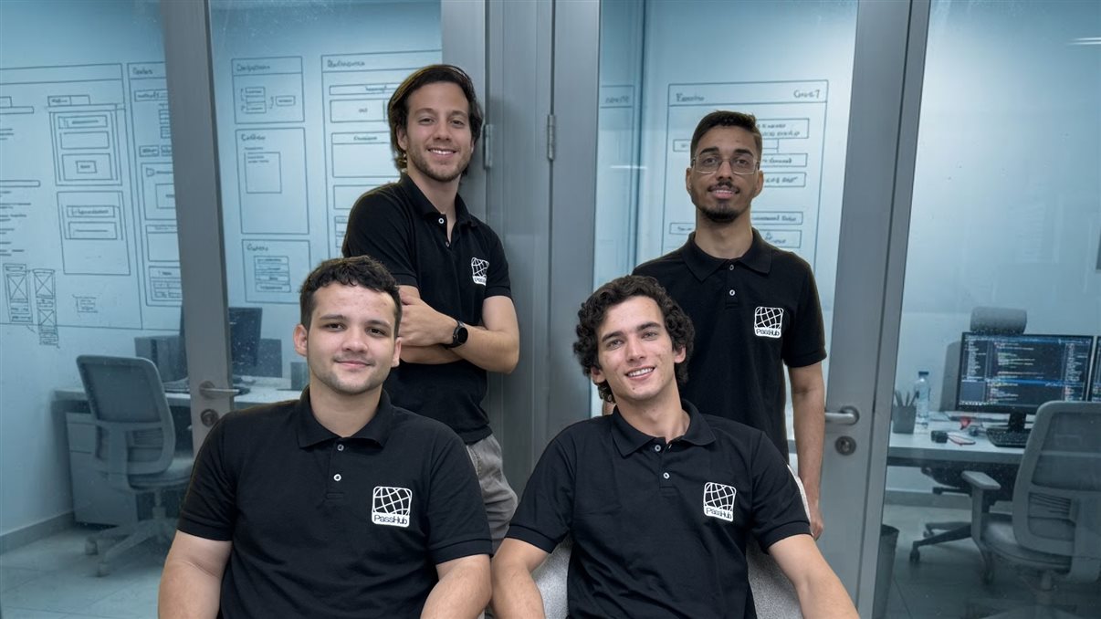 Alan Barbosa, CEO; Fernando Santos, CTO; Leonardo Piana, CFO e Marcos Americano, CSO, da PassHub
