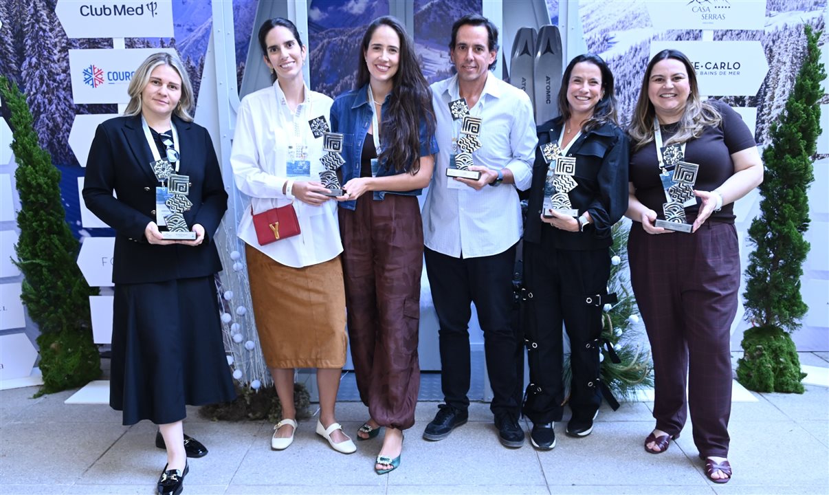 Agentes de viagens premiados no Ski Awards: Vanessa Miranda, da Ski Travel On Demand, Caroline Assad e Tati Assad, da TA Travel, Luís Sassi, da Flaptur, Paula Maluf, da Pama Tours, e Priscila Cisne, da Priscila Cisne Turismo