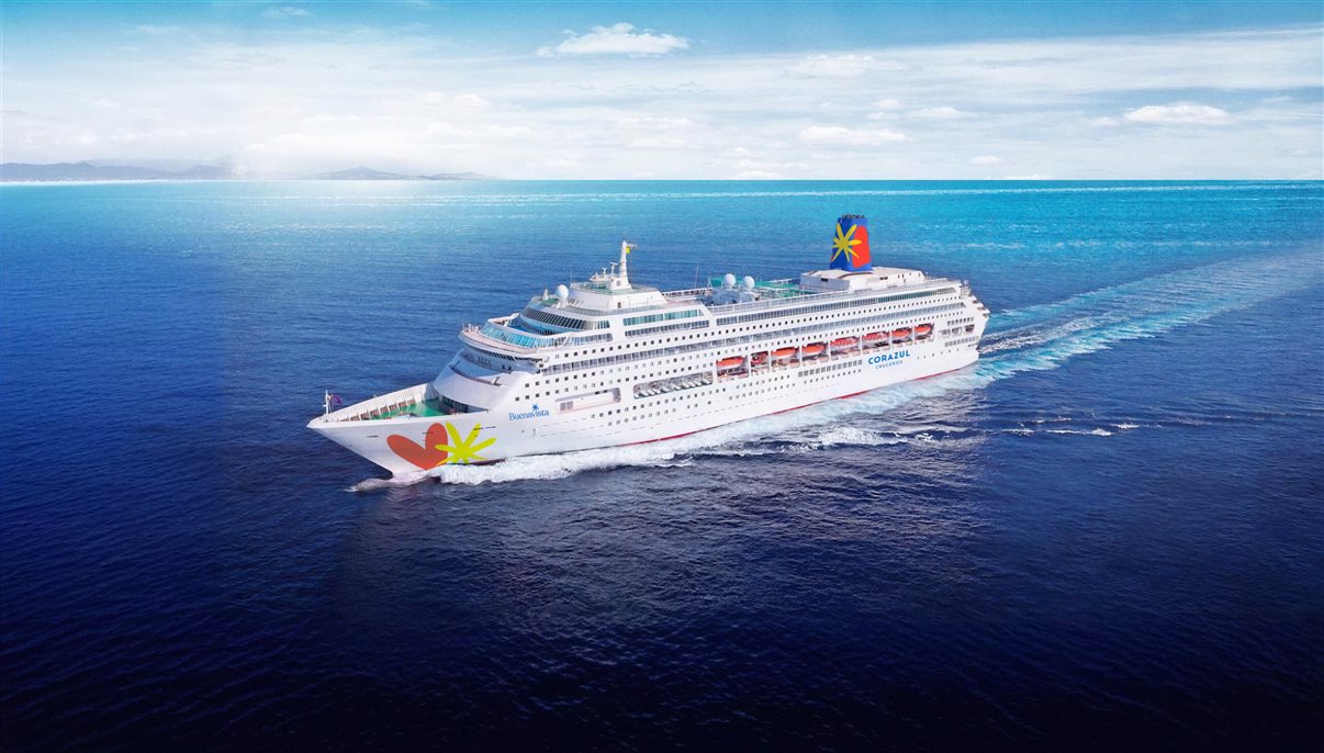 Construído em 1995, o navio foi rebatizado de Buenavista para a operação da Corazul. A embarcação entrou originalmente em serviço para a P&O Cruises com o nome Oriana e tem capacidade para cerca de 1,8 mil passageiros