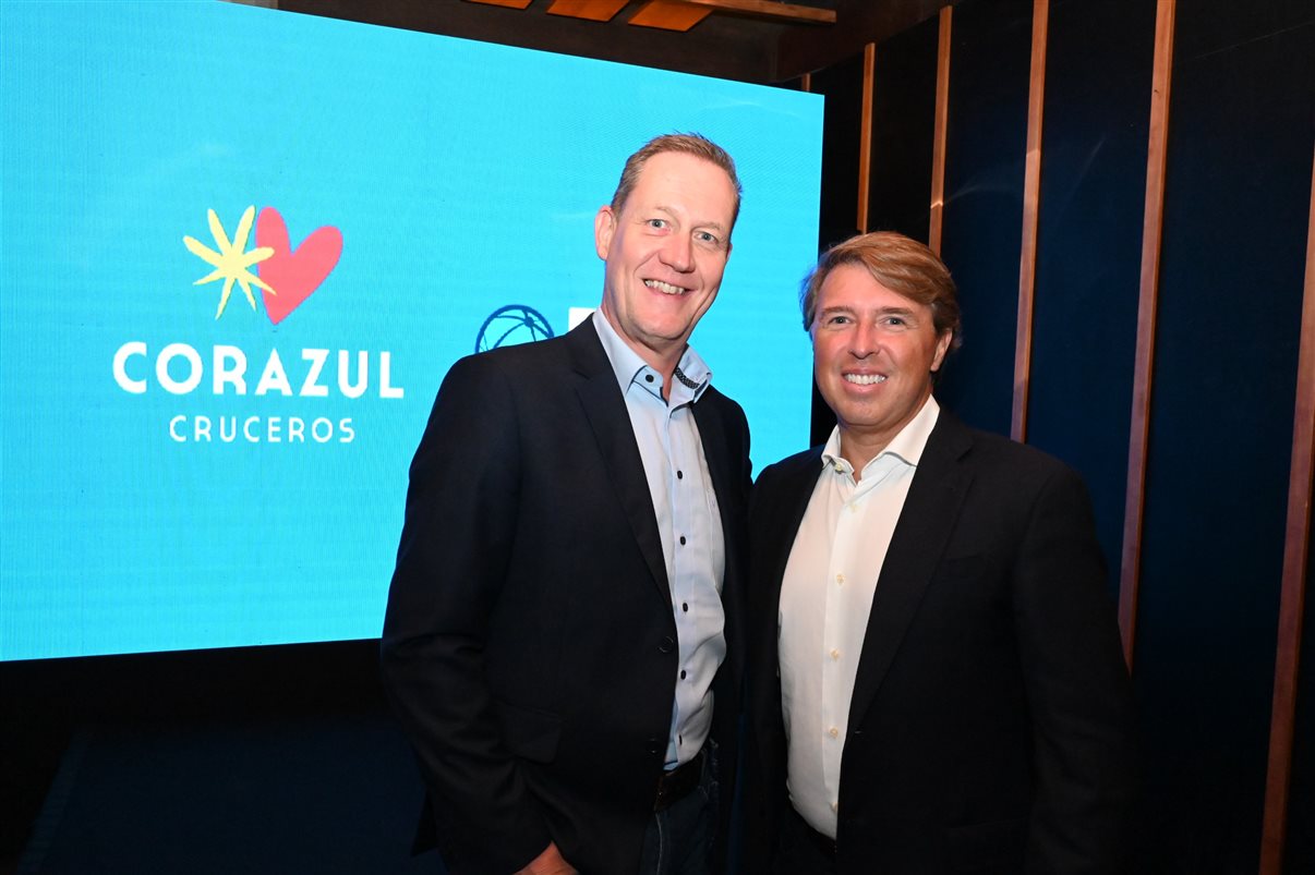 Camille Appeldoorn, COO da Corazul Cruceros, e Ricardo Amaral, CEO da R11 Travel