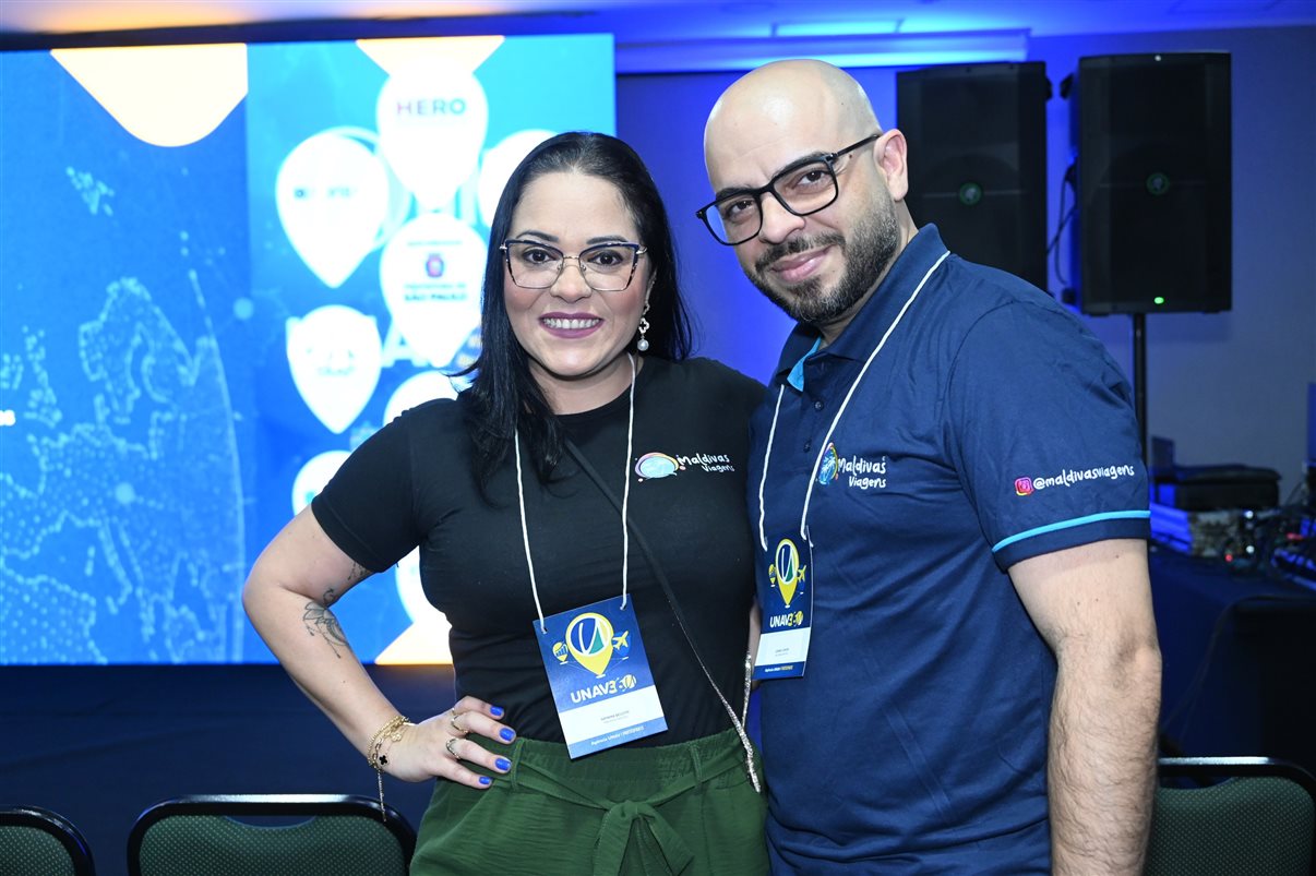 Samara Belotti e Cirinei Junior, da Maldivas Viagens