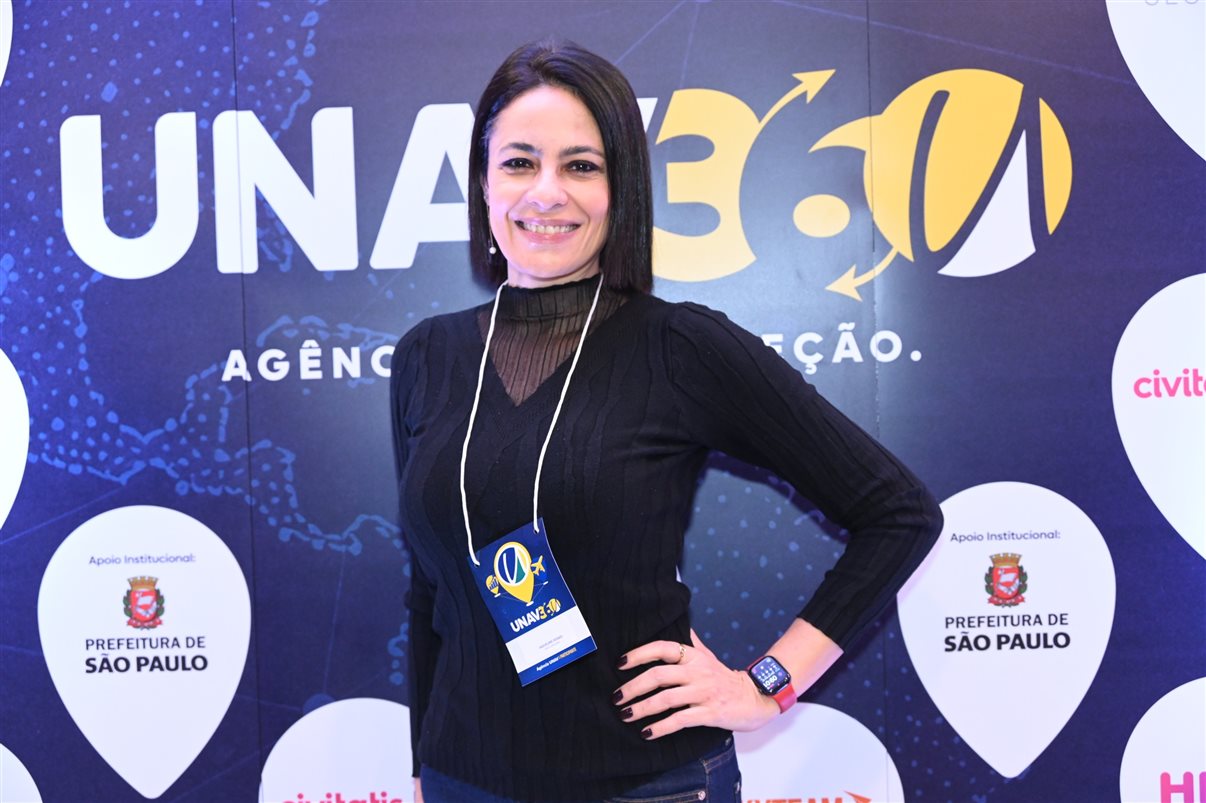 Jaqueline Vessio, da Viajo com Alma