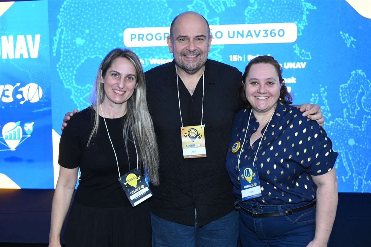 Luciana Revoelta, da Expect Agência de Viagens, Zamae Jr, da Esplorare Viagens, e Tatiana Minkara, da Tati Minkara Viagens