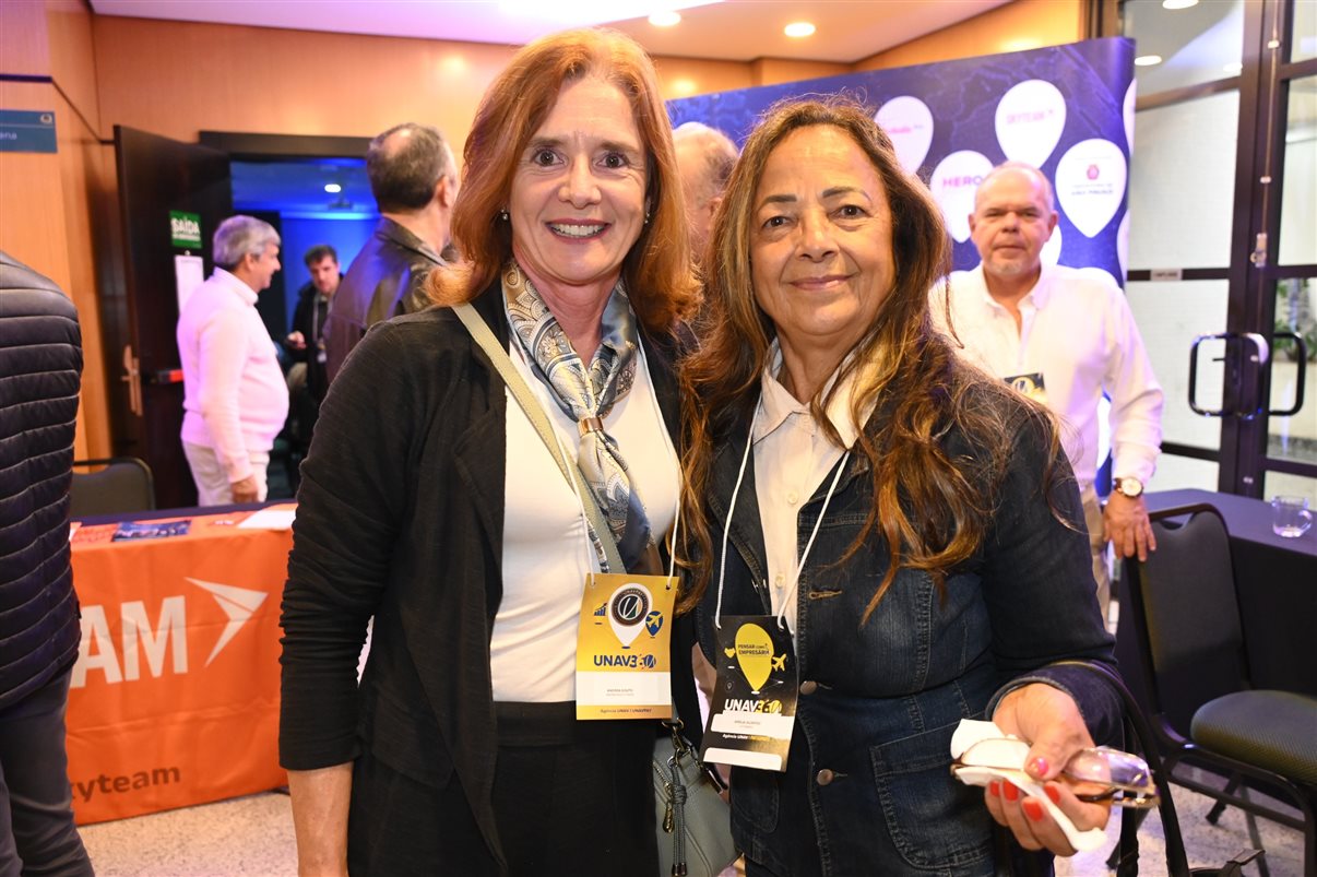 Andrea Souto, da Andrea Souto Tours, e Amelia Jacintho, da AJ Turismo