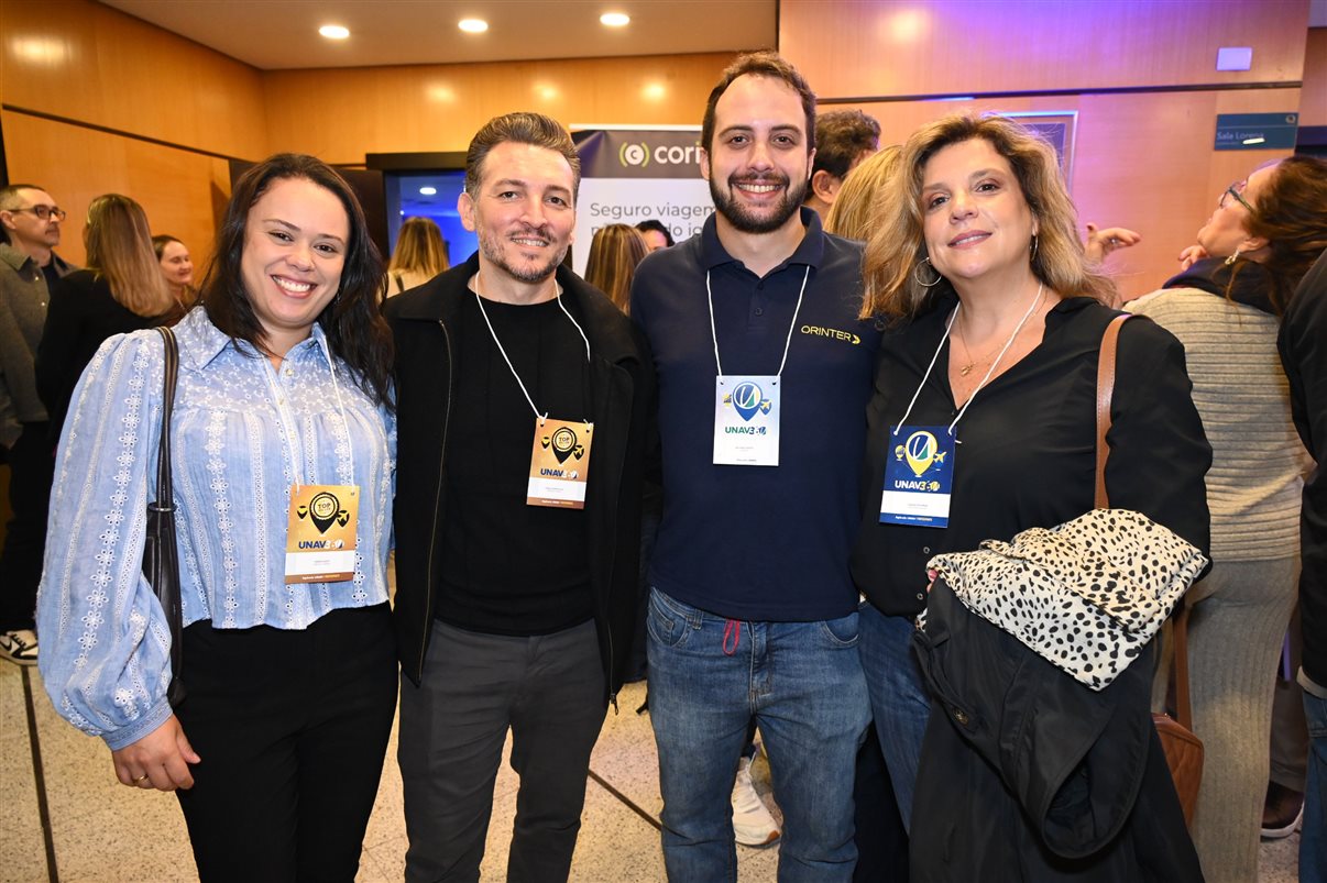 Miriã Costa e Fabio Bortolato, da Primitiva Turismo, Richard Sayed, da Orinter, e Cassia Pompeia, da Passaggio Viagens