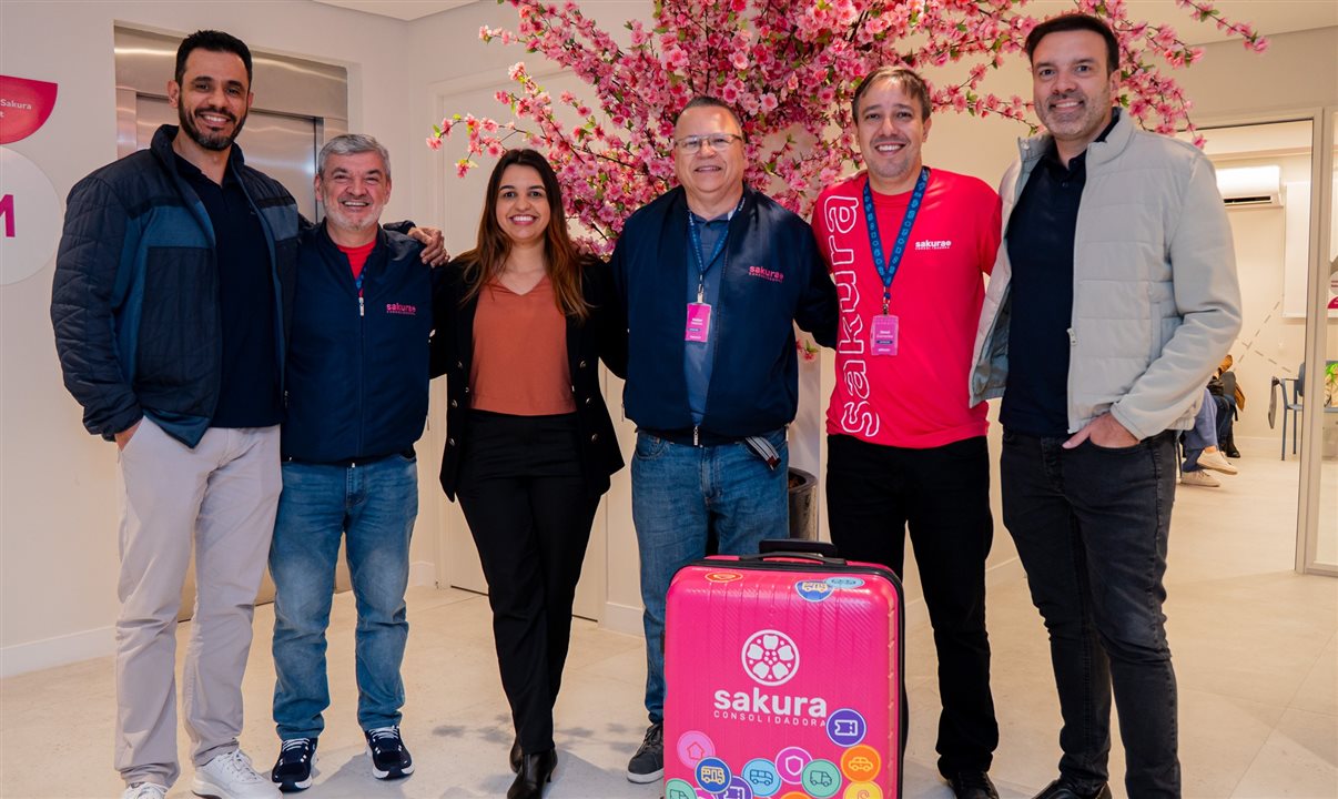 Stefano Curti, da Universal Assistance, Douglas Mendes, da Sakura, Elaine Vieira, da Tap, e Valter Matias, Jessé Guimarães e Fernando Lermi, da Sakura