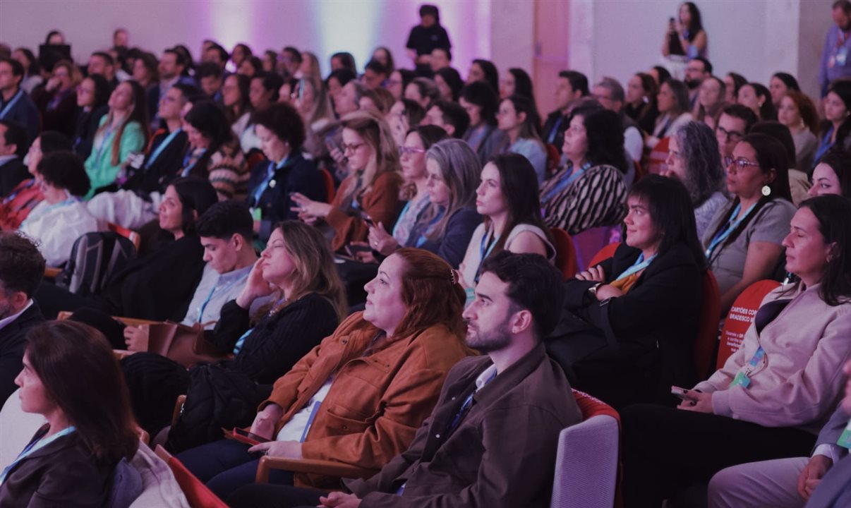 Evento reuniu cerca de 300 profissionais