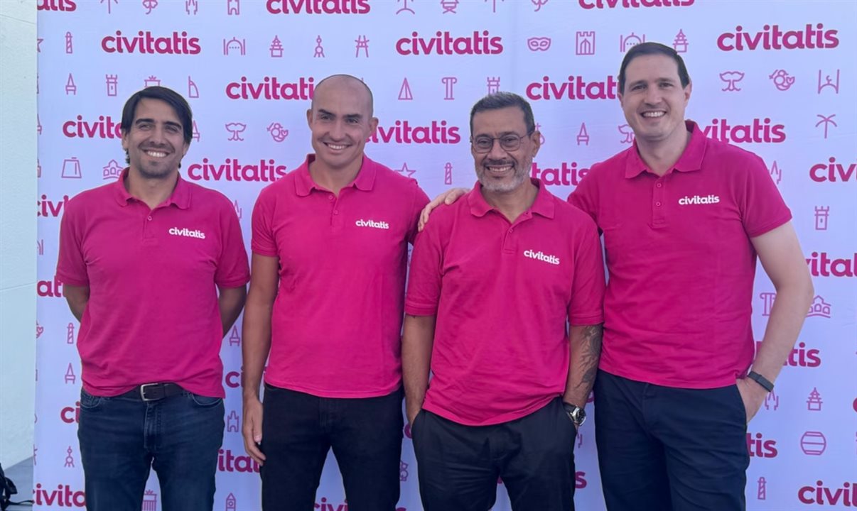 Nicolas Posse, country manager da Argentina e regional business development da Civitatis na América do Sul, Enrique Espinel, COO da Civitatis, Alexandre Oliveira, country manager no Brasil, e Juan Ignacio Rossello, country manager no México e business development para Estados Unidos e América Central