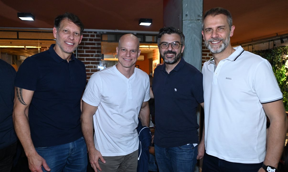 Ricardo Sidaras e José Guilherme Alcorta, da PANROTAS, com Fabio Pessoa, da Redion, e Marvio Mansur, da Rextur Advance