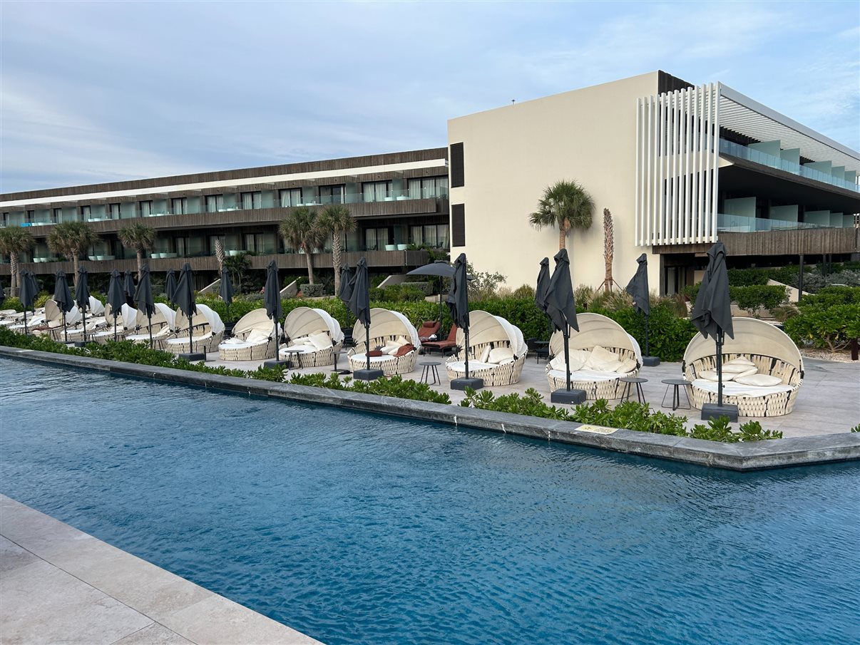 Piscina do Secrets Baby Beach