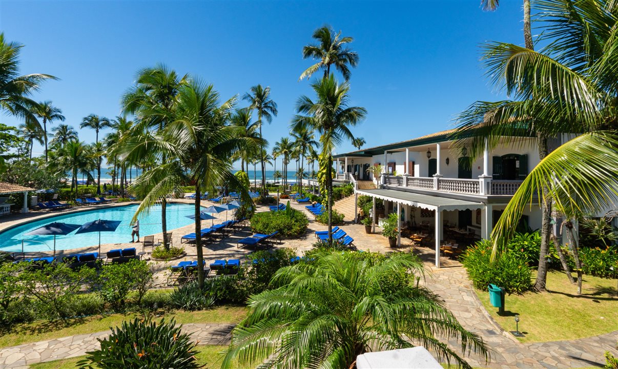 Enquanto as crianças aproveitam a programação especial, os adultos podem desfrutar das comodidades do resort