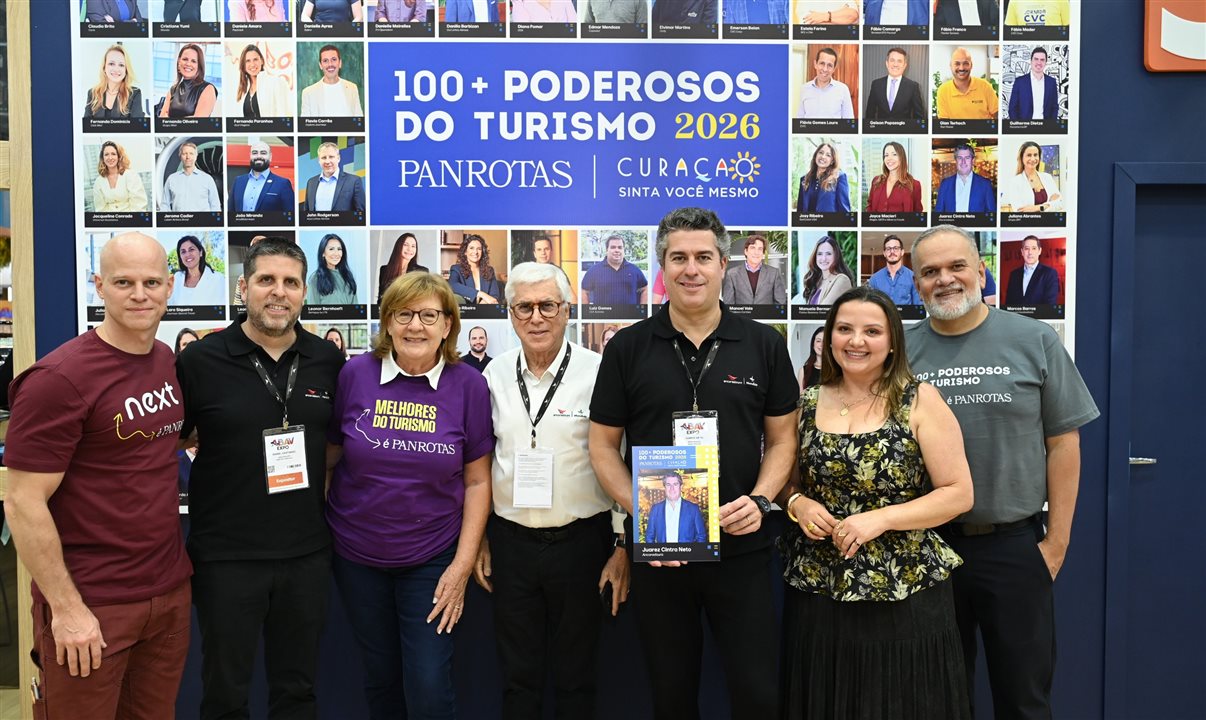 José Guilherme Alcorta, Artur Andrade e Heloisa Prass, da PANROTAS, com Daniel Castanho, Juarez Cintra e Juarez Neto, da Acoradouro, e Janaina Araujo, da Lékè