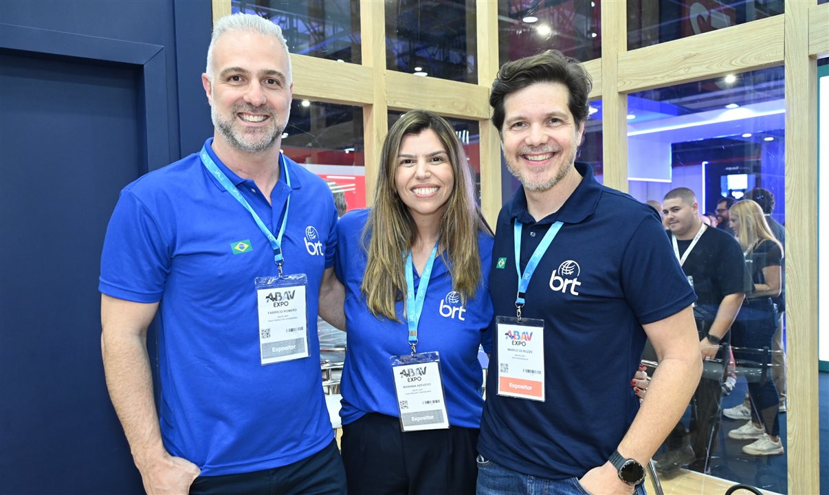 Fabricio Romero, head de Produtos da BRT Operadora, Mariana Azevedo, diretora da BRT Operadora, e Marco Aurélio Di Ruzze, vice-presidente do Grupo BRT